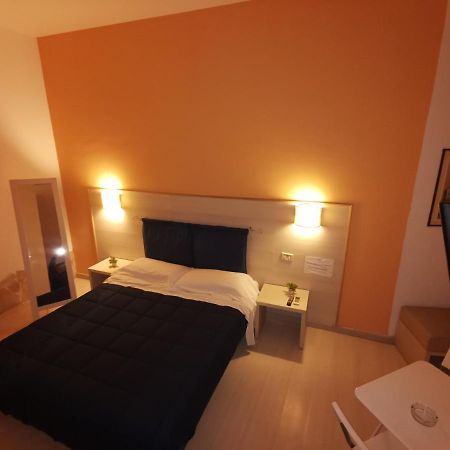 Borgo Marinaro Hotel Aci Castello Eksteriør billede