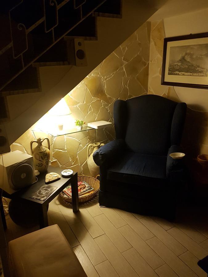 Borgo Marinaro Hotel Aci Castello Eksteriør billede