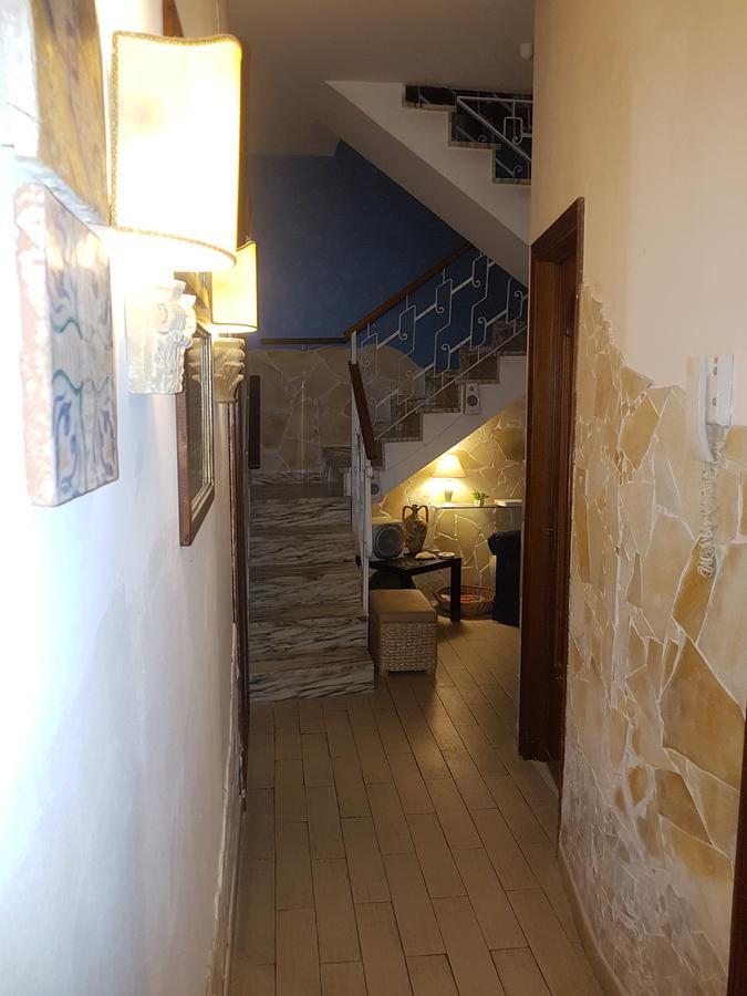 Borgo Marinaro Hotel Aci Castello Eksteriør billede