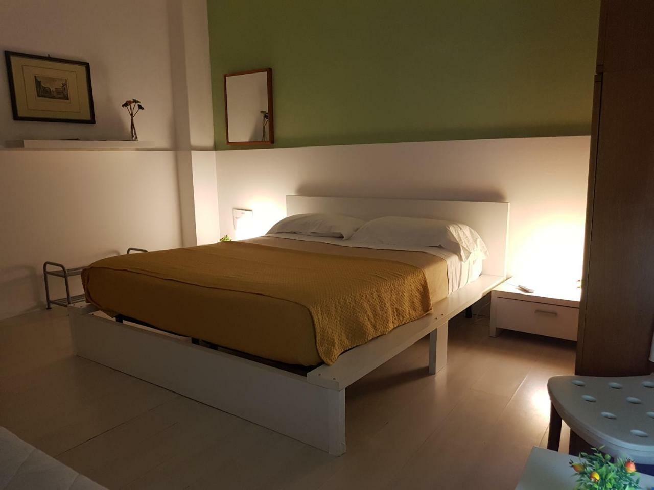Borgo Marinaro Hotel Aci Castello Eksteriør billede