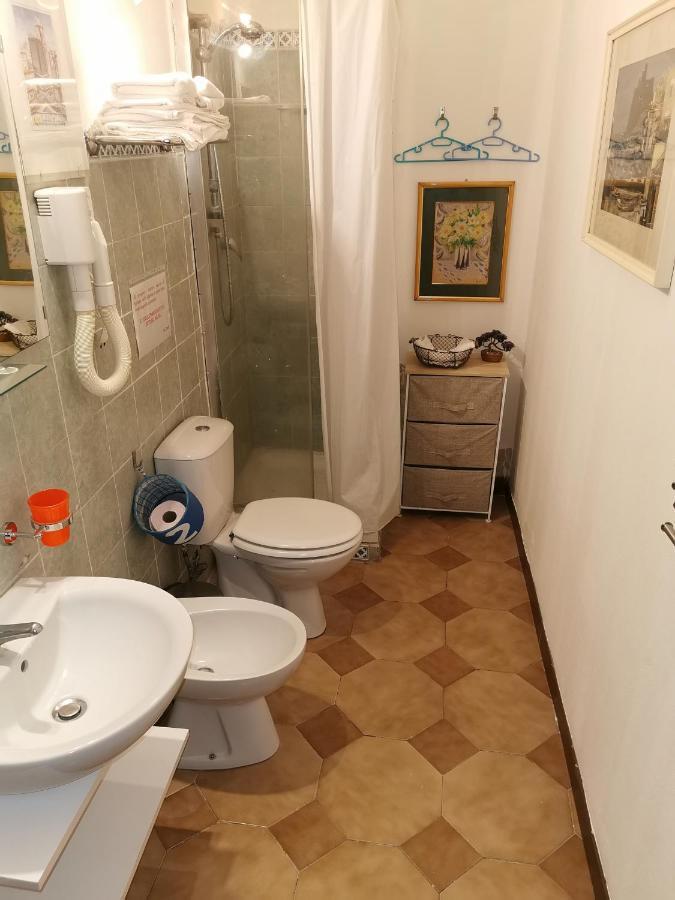 Borgo Marinaro Hotel Aci Castello Eksteriør billede
